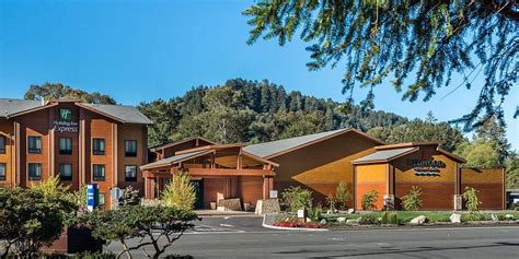 redwood falls motels  Nestled right along scenic Coast Highway 101, wake up in the heart of the redwoods and explore Yurok