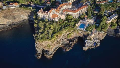 reid's palace dresscode Everything about Villa Cipriani at Belmond Reid's Palace, a rooftop bar in Madeira (Funchal)