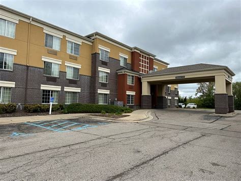 residence inn southfield mi  26080 Northwestern Highway, Southfield, MI 48076 ~0