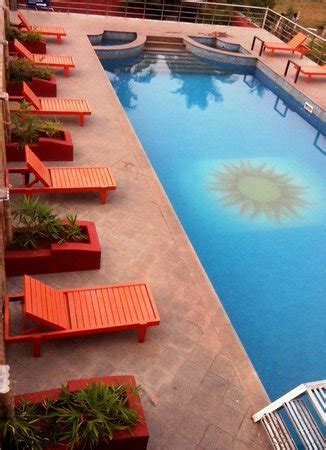 resorts in pondicherry for family  8