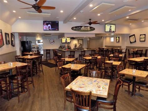 restaurant specials uniontown pa  With an extensive menu of breakfast, lunch, and dinner favorites, including our endless Soup, Salad & Eat'n Park | Uniontown PARoosters Roost, Uniontown