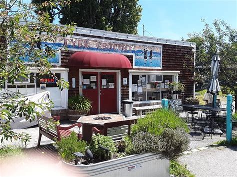 restaurants in camano island  370 NE Camano Drive Camano Island, WA 98282 360-926-8960 HOURS: 11am - 9pm: Sunday -