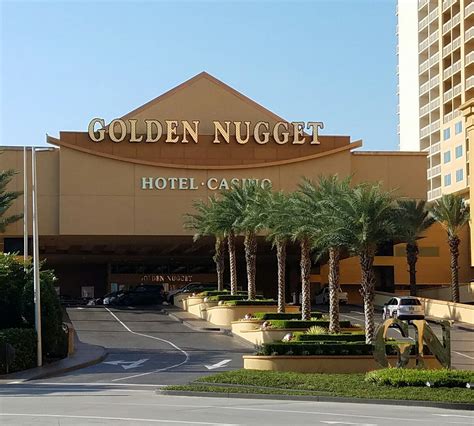 restaurants in golden nugget biloxi 2 mi from current hotel