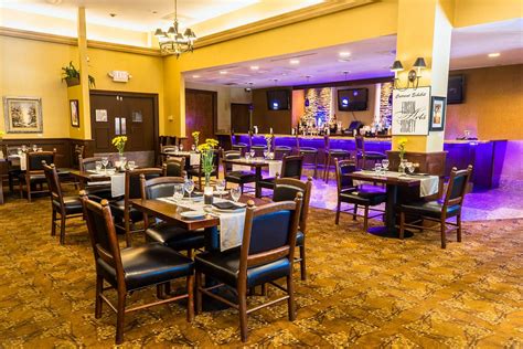 restaurants near crowne plaza edison nj Our largest rooms comfortably fit up to 300 guests for business meetings and conferences