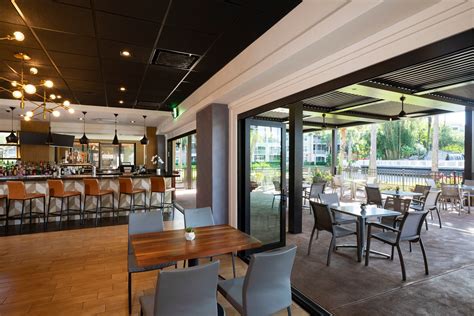 restaurants near sheraton vistana villages m