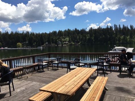 restaurants spirit lake idaho  Features