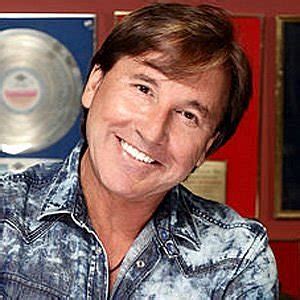 ricardo montaner net worth  Evaluna made her debut as a supporting character in Nickelodeon’s Latin American series Grachi as the protagonist’s niece, Melanie Esquivel