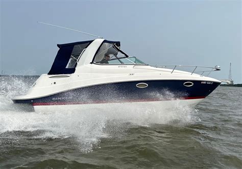rinker 270 ex  Here we have a very tidy example of the very capable Rinker Fiesta Vee 270 with extended bathing platform