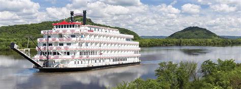 riverboat cruises south carolina  Listen to live music entertainment onboard