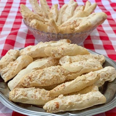 rosca de polvilho doce na airfryer  Veja também Rosquinha de Polvilho Veja também Biscoito de Polvilho Frito