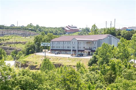 rosebud inn branson  Details