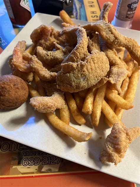 roy's catfish hut <b>demialcnU </b>