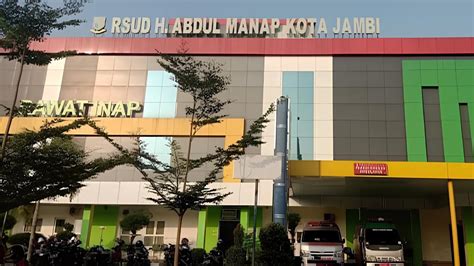 rsud h abdul manap jambi  This study aims to describe IOP improvement in glaucoma patients treated at RSUD H