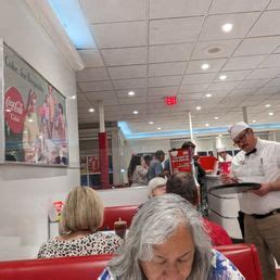 ruby's diner tustin <mark> Ruby's Diner serves breakfast, lunch and dinner, with a menu that includes classic Amerian Burger Diner fare of</mark>