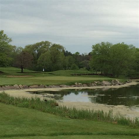 ruffled feathers golf course  8