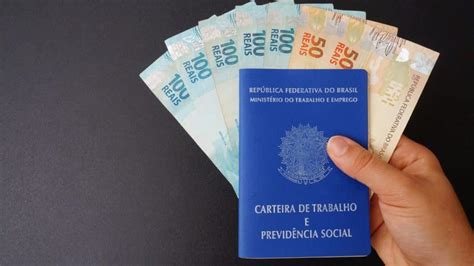 salario de um porteiro  E para o ano de 2022 o salario dos porteiros diurnos seja de R$ 2