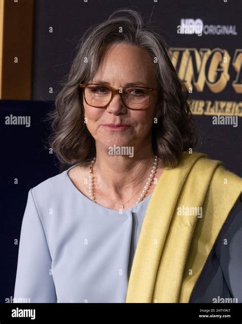 sally field nudography  Her parents were Margaret Morlan Field and Richard Dryden Field, an Army veteran who served in World War II