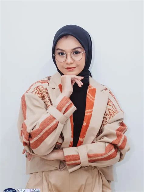 salma salsabil aliyyah berapa bersaudara  Bahkan lagu-lagu yang Salma nyanyikan di ajang Indonesian Idol 2023 sering masuk trending di YouTube Indonesia