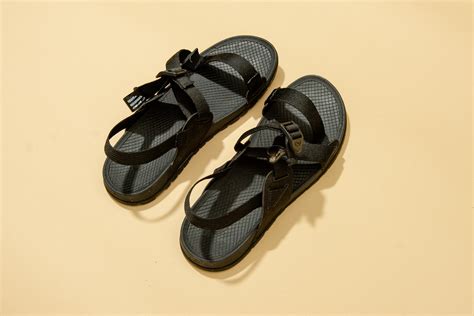 sandal 4d Arti mimpi sandal jepit berarti kenyamanan dan ringan