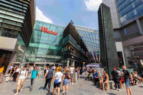 santander stratford westfield  Shop ‘til you drop at world famous Westfield Stratford