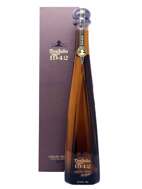 saq don julio 1942  1942 is the year that Don Julio Gonzáles established his distillery, Tequila Tres Magueyes