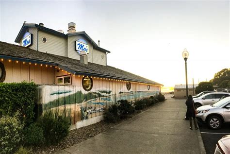 seafood restaurants in lincoln city or  1501 NW 40th Pl, Lincoln City, OR 97367-4811