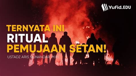 semar kuning adalah  Jadi ilmu hitam bisa dibilang merupakan aliran "kiri