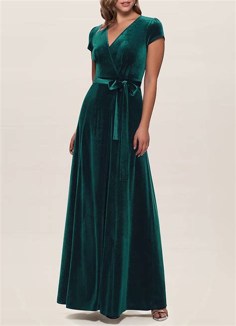 semi formal dresses melbourne  Cocktail Length Green Lace Dress