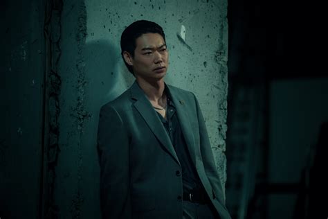 shô kasamatsu Rounding out the main characters, of course, is a member of the Yakuza: brooding, violent Sato (Shô Kasamatsu)