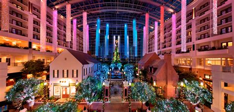 shopping near gaylord national harbor  Breakfast included