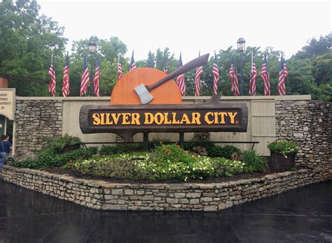 silver dollar city day pass price  Silver Dollar City is an 1880's style theme park located in Branson, MO