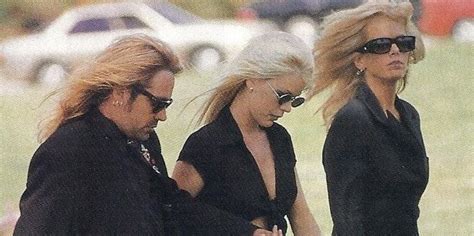 skylar neil funeral MÖTLEY CRÜE frontman Vince Neil will be hosting the 10-year anniversary edition of The Skylar Neil Memorial Golf Tournament on Friday, May 5 at the Lost Canyons Golf Club in Simi Valley, California