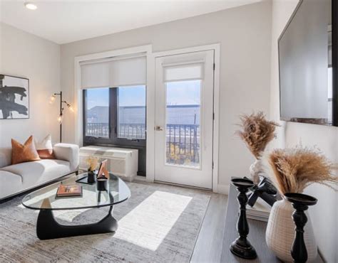 skylofts bayonne TMD: Skye Lofts North is in Constable Hook in the city of Bayonne