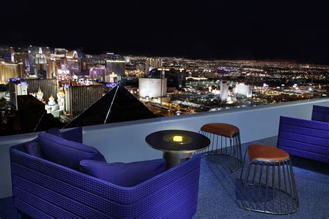 skylounge las vegas  It would be a great experience to enjoy your drinks, while being