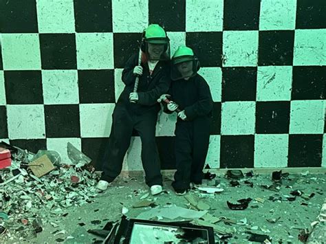 smash pdx rage room reviews and we can't wait! Rage rooms, or destroy rooms are all the rage