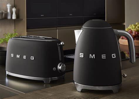 smeg kettles and toasters smeg usa vat 01555030350 SMEG USA, Inc - 150 East 58th Street, 7th Floor New York, NY 10155 Phone +1-212-265-5378 Fax +-1-212-265-5945 E-mail [email protected]1