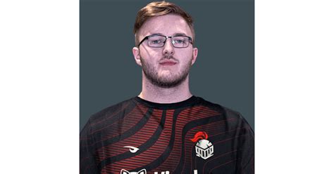 smooya crosshair  Josef "faveN" Baumann (born February 8, 2000) is a German professional Counter-Strike: Global Offensive player of Kazakh descent