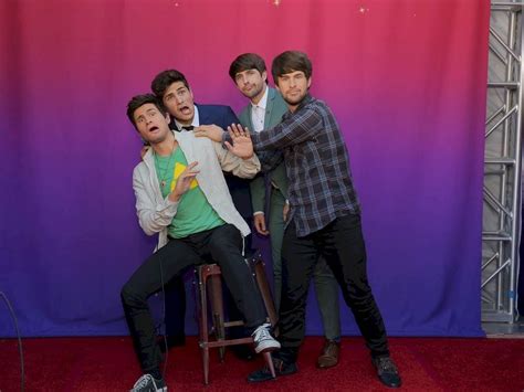 smosh madame tussauds  It