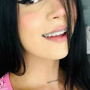 sofiia_piink xxx 52 CamRips 00:30:52 lanatropicon Female Chaturbate lanatropicon