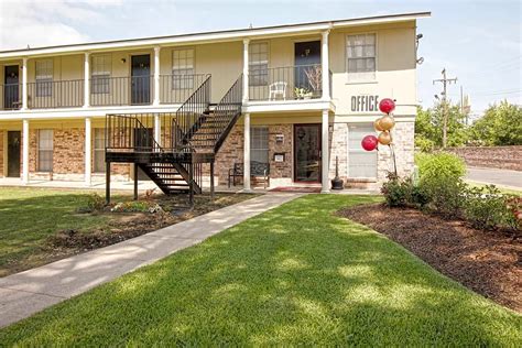 southern oaks apartments shreveport  1 property with rent specials