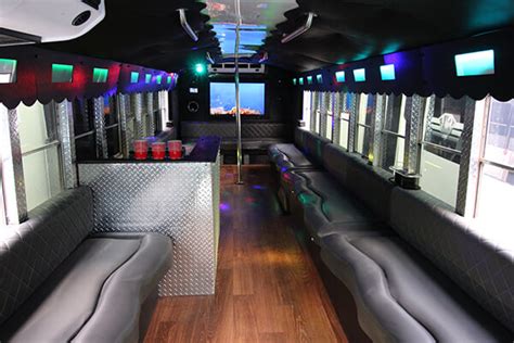 st pete party bus That's because this is a once in a lifetime event, and it should be planned carefully to ensure you have the best possible St Petersburg bachelor or bachelorette party