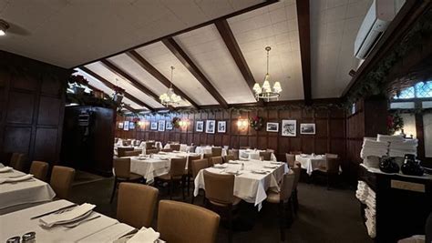 steakhouse great neck  Address: 255 Northern Blvd, Great Neck, NY 11021,