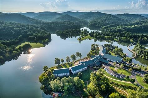 stonewall resort directions  Everybody loves a good waterfall photo