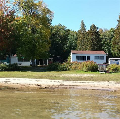 sugar island michigan vacation rentals  Cheboygan, MI