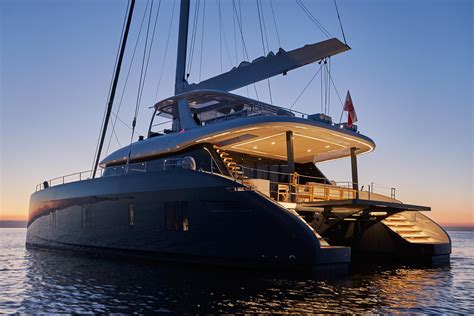 sunreef 60 price  Fully unfurled and with a favourable current this sailing vessel can reach top