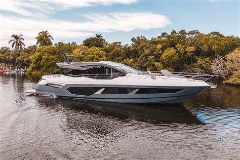 sunseeker 61 predator The Predator 61 was certainly an iconic model in Sunseeker’s past, and highlighted the company’s flair for producing prolific sports cruisers