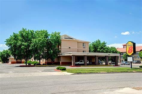 super 8 motel albuquerque nm  Location 3