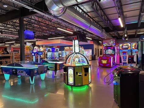 supercharged entertainment arcade  Supercharged Entertainment New Jersey will be a new recreational facility in Edison with a massive indoor go-kart racing track, bionic bumper cars and arcade games