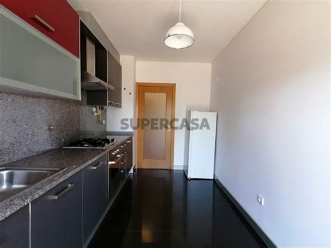 t1 esgueira arrendar  Hierin hebben we 2311 appartementen en 289 villa's en