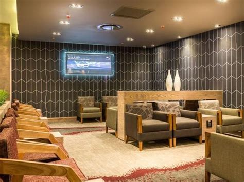 tambo airport domestic lounges O